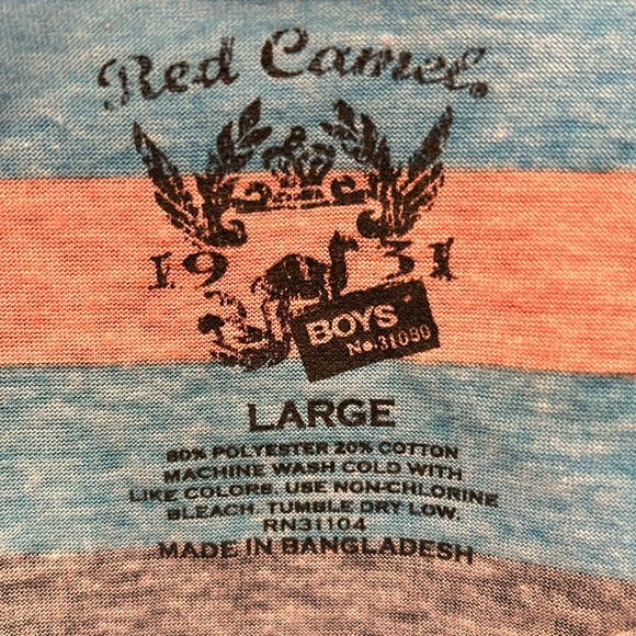 Large Red Camel Short Sleeve Shirt. Super Soft. - Picture 3 of 3